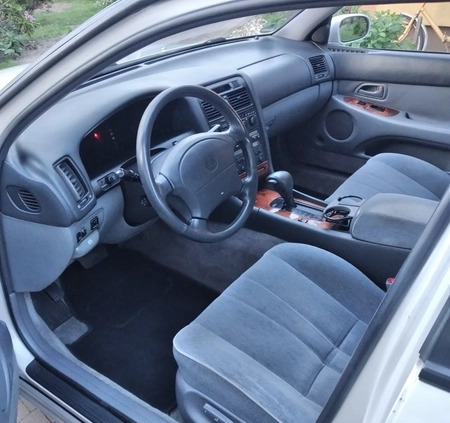 Lexus GS cena 28500 przebieg: 209762, rok produkcji 1994 z Stronie Śląskie małe 137